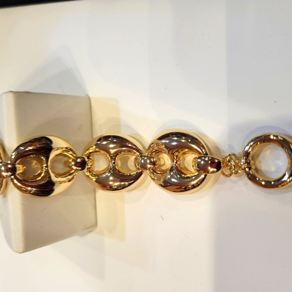 Elegant Gold-Tone Bracelet